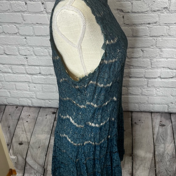 Trixxi fit and flare lace dress size 15 - Picture 13 of 13